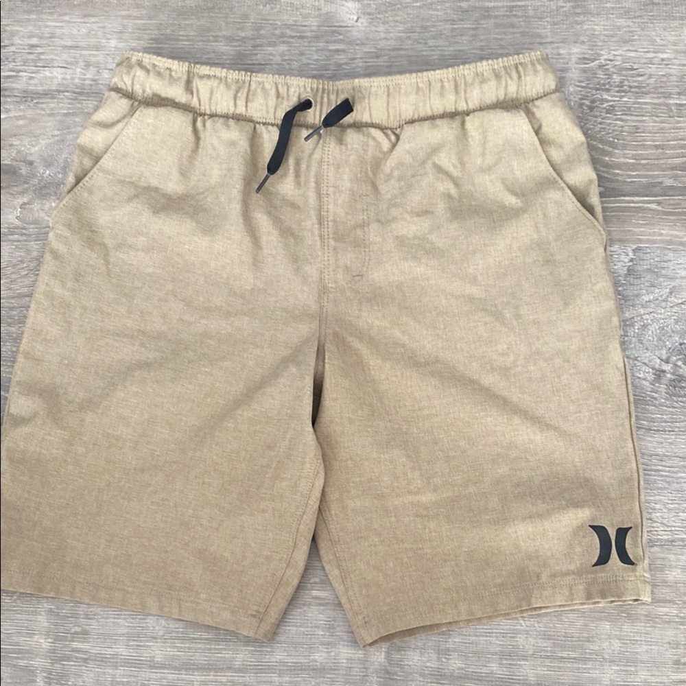 Hurley/Boys Tan Shorts